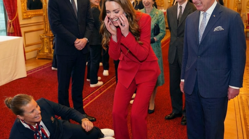 Catherine Can’t Control Her Laughter: Her Hilarious Reaction During a “Busy Day” at Windsor Castle with the Rugby Team
