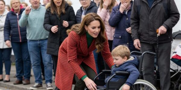 A NEW ERA OF ROYALTY IS HERE. 👑🌍 Royal protocol says “don’t touch,” but Kate says “let’s connect.” The world is in awe as the Princess of Wales continues to shatter centuries-old rules to reach the people who need her most. Her recent actions have left everyone stunned, proving that the monarchy’s greatest strength is no longer its silence, but its soul. Truly, a Princess for the people. 🕊️✨ A NEW ERA OF ROYALTY IS HERE. 👑🌍 Royal protocol says “don’t touch,” but Kate says “let’s connect.” The world is in awe as the Princess of Wales continues to shatter centuries-old rules to reach the people who need her most. Her recent actions have left everyone stunned, proving that the monarchy’s greatest strength is no longer its silence, but its soul. Truly, a Princess for the people. 🕊️✨