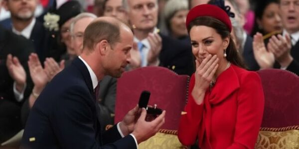 The British Monarchy has been rocked by an “unprecedented” act of romance as Prince William shattered centuries of royal protocol to present Catherine with a breathtaking 11-minute tribute that has left the world in awe. Details of this lavish, high-stakes gift have left the Princess of Wales completely speechless, as William reportedly bypassed palace officials to orchestrate a gesture so personal and profound it has rewritten the royal rulebook. As rumors of this secret celebration go viral, the public is calling it the ultimate declaration of love, proving that even a future King is willing to risk a constitutional scandal to honor his Queen-in-waiting. The British Monarchy has been rocked by an “unprecedented” act of romance as Prince William shattered centuries of royal protocol to present Catherine with a breathtaking 11-minute tribute that has left the world in awe. Details of this lavish, high-stakes gift have left the Princess of Wales completely speechless, as William reportedly bypassed palace officials to orchestrate a gesture so personal and profound it has rewritten the royal rulebook. As rumors of this secret celebration go viral, the public is calling it the ultimate declaration of love, proving that even a future King is willing to risk a constitutional scandal to honor his Queen-in-waiting.