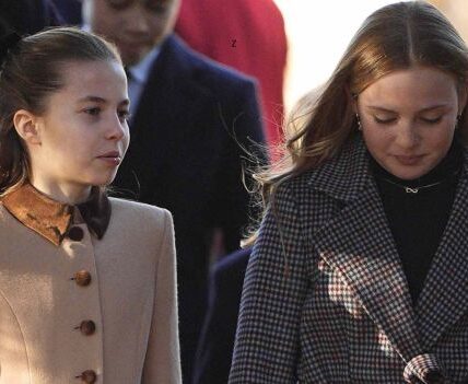 “She’s still a child — but the moment wasn’t.” What did Princess Charlotte do that left her cousin Mia Tindall in floods of tears? The detail behind a gift “money can’t buy” is going viral! While the world is focused on the rifts of the older generation, 10-year-old Princess Charlotte has quietly pulled off a “heart-melting” mission within the walls of Windsor. A strictly “cousins-only” party was held in secret, but it’s the gift Charlotte spent months creating that is truly capturing hearts. What was hidden inside the “Our Royal Sisterhood” scrapbook that made a 12-year-old sob with joy?