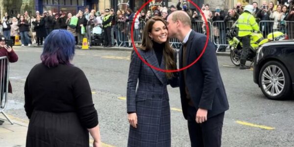 ROYALS OR ROCKSTARS? A wave of “rare moments” involving William and Catherine is making the rounds online — crowd-stopping interactions, unexpected little details, and stories being shared like it was a show rather than a royal schedule. And the more you read, the more curious it gets — because what’s pulling people in isn’t the protocol. It’s the sense that they’re becoming a new kind of royal: warmer, more playful, more openly human… and leaving everyone wondering: Is this still duty — or is it the performance of a lifetime?