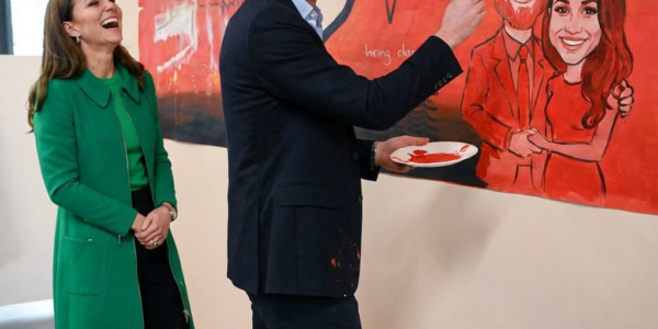 Prince William’s hilarious moment while painting a picture at the Centrepoint charity – Prince William’s hilarious moment while painting a picture at the Centrepoint charity –