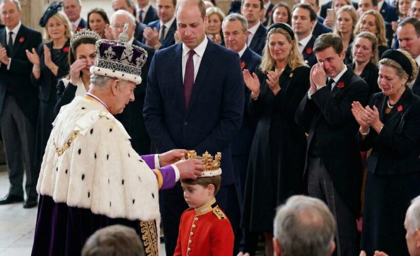 Buckingham Palace is abuzz with talk about Prince George’s exciting new path, thanks to a clever move by our 77-year-old King!