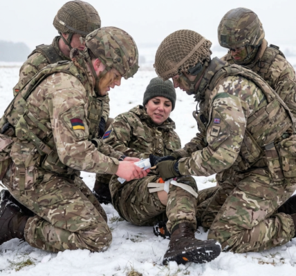 ❄️ Shocking News: The Soldier Princess Stuns the Guards!