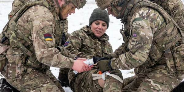 ❄️ Shocking News: The Soldier Princess Stuns the Guards! ❄️ Shocking News: The Soldier Princess Stuns the Guards!