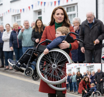 KATE BREAKS ROYAL PROTOCOL! 💖👑 The world is absolutely stunned! 🌍 –