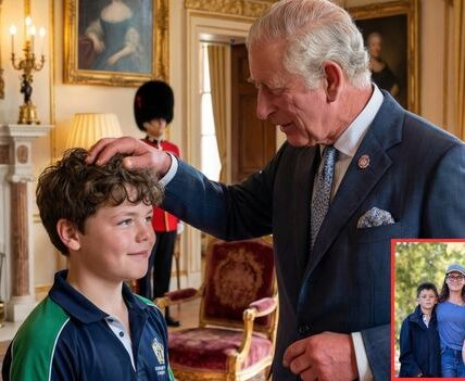 A HERO HONOURED: KING CHARLES PRAISES 13-YEAR-OLD AUSTIN APPELBEE From battling ferocious waves to saving his entire family, 13-year-old Austin Appelbee’s courage has now been recognised at the highest level. After swimming nearly 4km through rough seas to raise the alarm and help rescue his mother and siblings, Austin has been officially honoured by King Charles, who praised the teenager’s extraordinary bravery and selflessness. Austin later recounted the full ordeal himself — revealing eerie, unexpected details that left many people stunned.