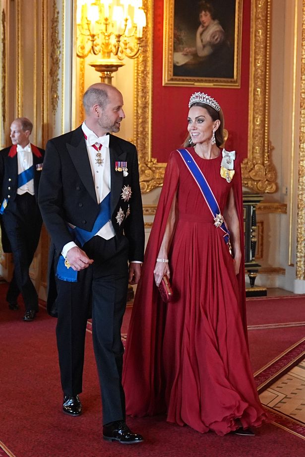 Kate Middleton dazzles as she receives wink from President Macron during state banquet - OK! Magazine
