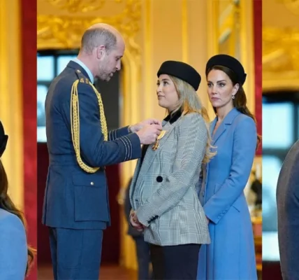 William, a medal, and the mysterious presence of Princess Catherine.