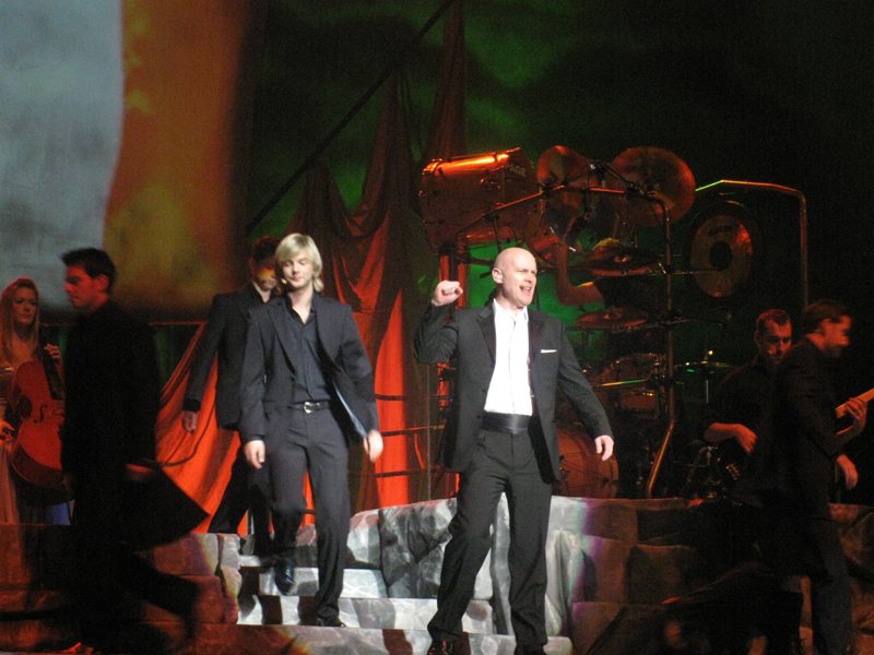 Keith Harkin & George Donaldson | Singing "Ireland's Call". | Flickr