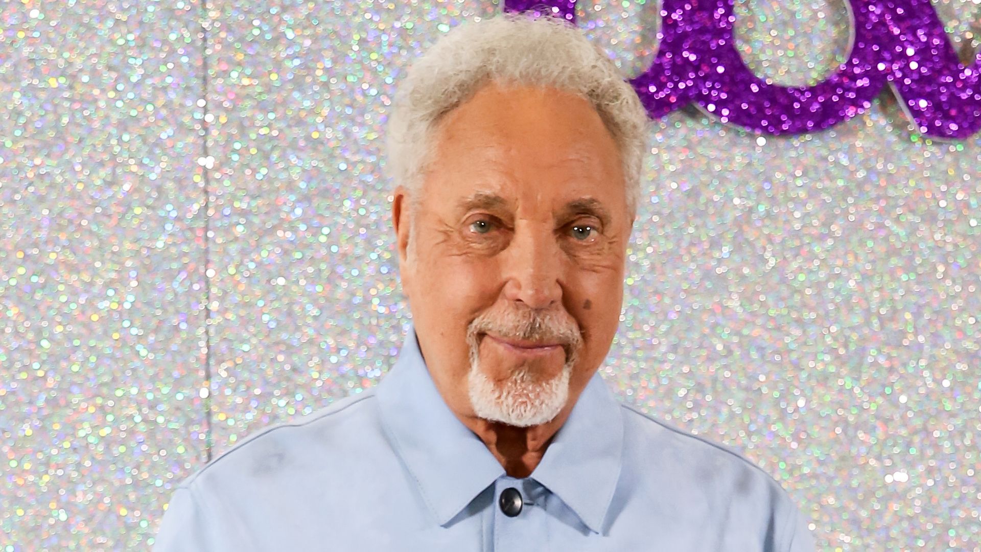 Tom Jones, 84, reveals bizarre pre-surgery health hack had him hanging like  a bat | HELLO!