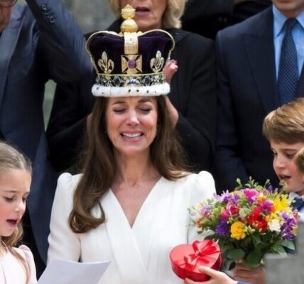 🌸 “Mom, we love you” – just four words at the beginning of the message brought Princess Catherine to tears.