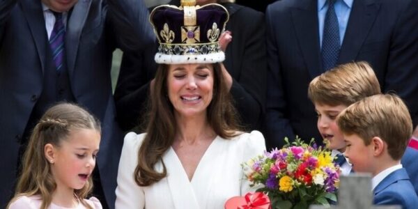 🌸 “Mom, we love you” – just four words at the beginning of the message brought Princess Catherine to tears.