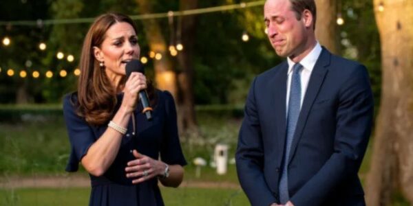 “Forget fancy gifts — Kate just gave Prince William the birthday surprise EVERY guy secretly dreams of.” On Windsor’s lantern-lit lawn, beneath a golden summer sky, Kate Middleton left the entire royal family speechless as she stepped onto a small stage and began to sing “Make You Feel My Love.” No rehearsals. No polish. Just the truth: a heart pouring out years of love, loss, laughter, and shared dreams. William sat frozen, eyes locked on his wife, as every lyric replayed their journey — from early days in Anglesey to the life they’ve built as partners and parents. In the crowd, Meghan squeezed Harry’s hand and whispered: “That wasn’t a song. That was her heart laid bare.” When the final note faded, William rose, kissed Kate’s hands, and spoke words only she will ever know. No one moved. No one dared break the spell. That night, a birthday became a love song under the stars — and for those who witnessed it, unforgettable. WATCH BELOW 👇👇👇