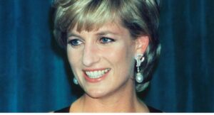 “This One’s for You, Diana. We Never Stopped Missing You.” With Those Trembling Words, Paul McCartney Began Let It Be, Joined by Bob Dylan and Bruce Springsteen on a Night That Felt Like Time Paused. No Spotlight, No Spectacle—Just Candlelight and Raw Emotion. Springsteen’s Voice Cracked on You’ll Never Walk Alone. Dylan’s Haunting Knockin’ on Heaven’s Door Played Against Images of Diana’s Compassion. In the Front Row, William Held Kate’s Hand. Harry Wept Into Meghan’s Shoulder. Even King Charles Wiped Away Tears. No Encore Followed—Just Sacred Silence. For One Night, the World Remembered Diana Not as Royalty, but as the Heart It Never Stopped Aching For.