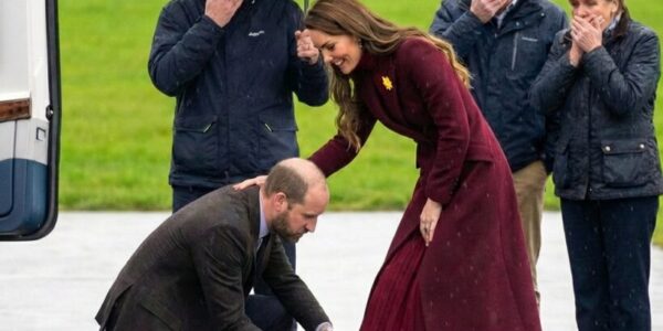 “A royal disaster turned into the most romantic moment ever!” 🚨❤️