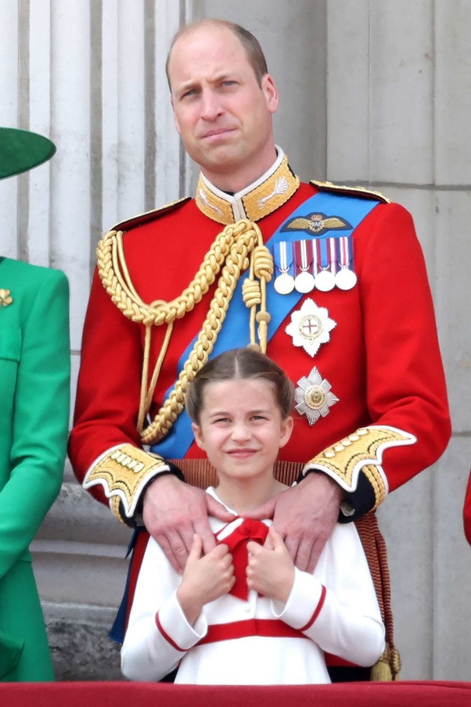Sinh nhật Vua Charles, Hoàng tử út chiếm spotlight, anh trai ...