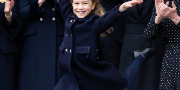 SHOCK AT THE PALACE! 🩰✨ Princess Charlotte Just Stole the World’s Heart with a Surprise Ballet!