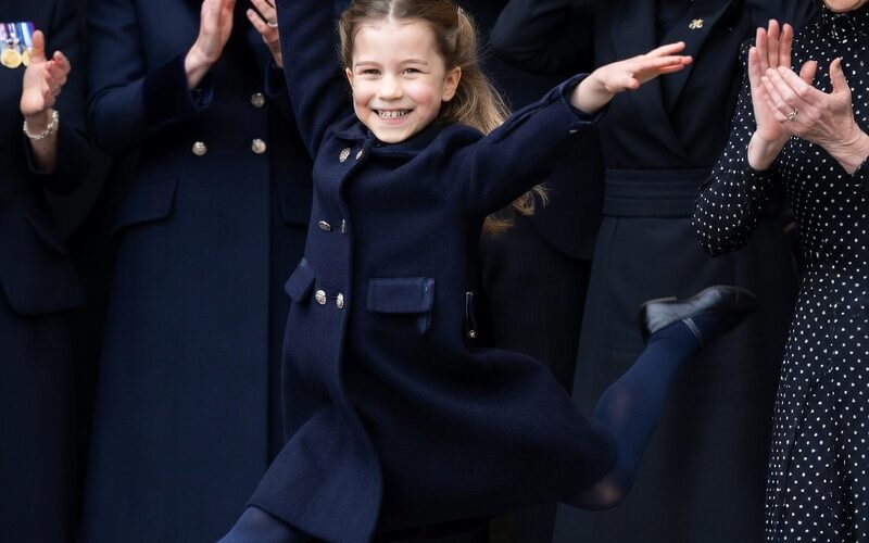 SHOCK AT THE PALACE! 🩰✨ Princess Charlotte Just Stole the World’s Heart with a Surprise Ballet!