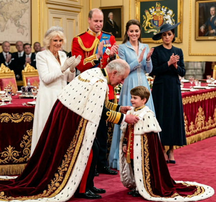 🚨 ROYAL PALACE SHOCKER! A moment no one expected just unfolded inside the palace — and it left the entire room stunned…