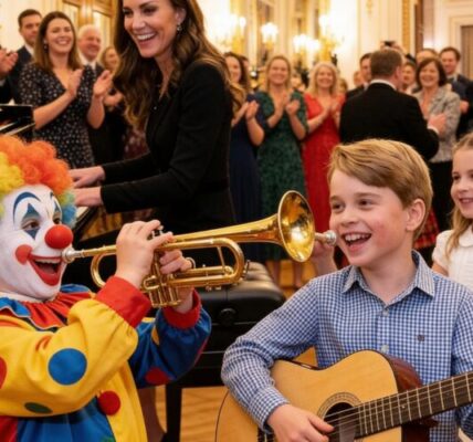 BUCKINGHAM PALACE EXPLODES IN SHOCK! 😱 The world is reeling from a *forbidden, unscripted* “secret performance” that shattered centuries of royal…