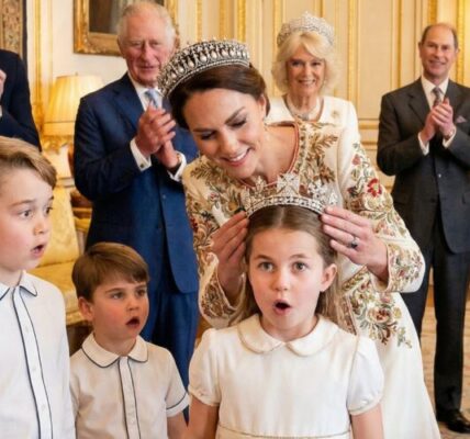 THE TORCH IS PASSED? 👑 Catherine’s Historic Gesture to Charlotte Sparks Royal Speculation! THE TORCH IS PASSED? 👑 Catherine’s Historic Gesture to Charlotte Sparks Royal Speculation!