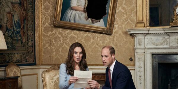 DIANA’S VOICE FROM THE GRAVE! 📜🚨 A secret letter hidden behind a photo frame for DECADES has just been found!