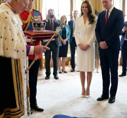 “I’m going to cry, Grandpa.” 🕊️😭 A touching moment as the prince lay down and sobbed uncontrollably, causing everyone around him to gasp and shed tears.