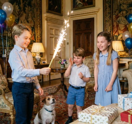 🚨 ROYAL BIRTHDAY CHAOS! 🚨 You’ll be laughing out loud at what Prince Louis just did for Charlotte’s 11th birthday! – 🚨 ROYAL BIRTHDAY CHAOS! 🚨 You’ll be laughing out loud at what Prince Louis just did for Charlotte’s 11th birthday! –